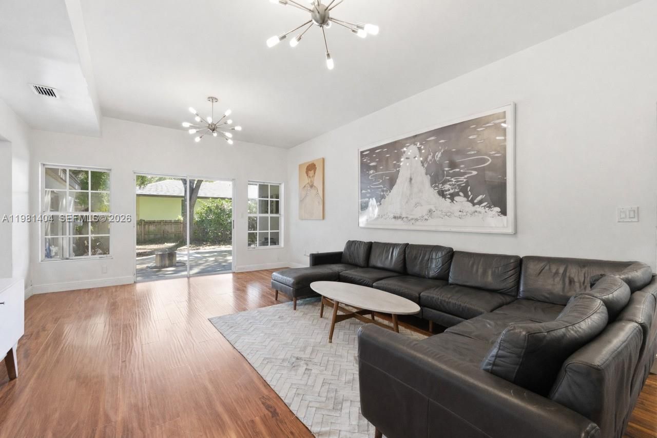 7870 SW 98th St, Miami, FL 33156 Photo