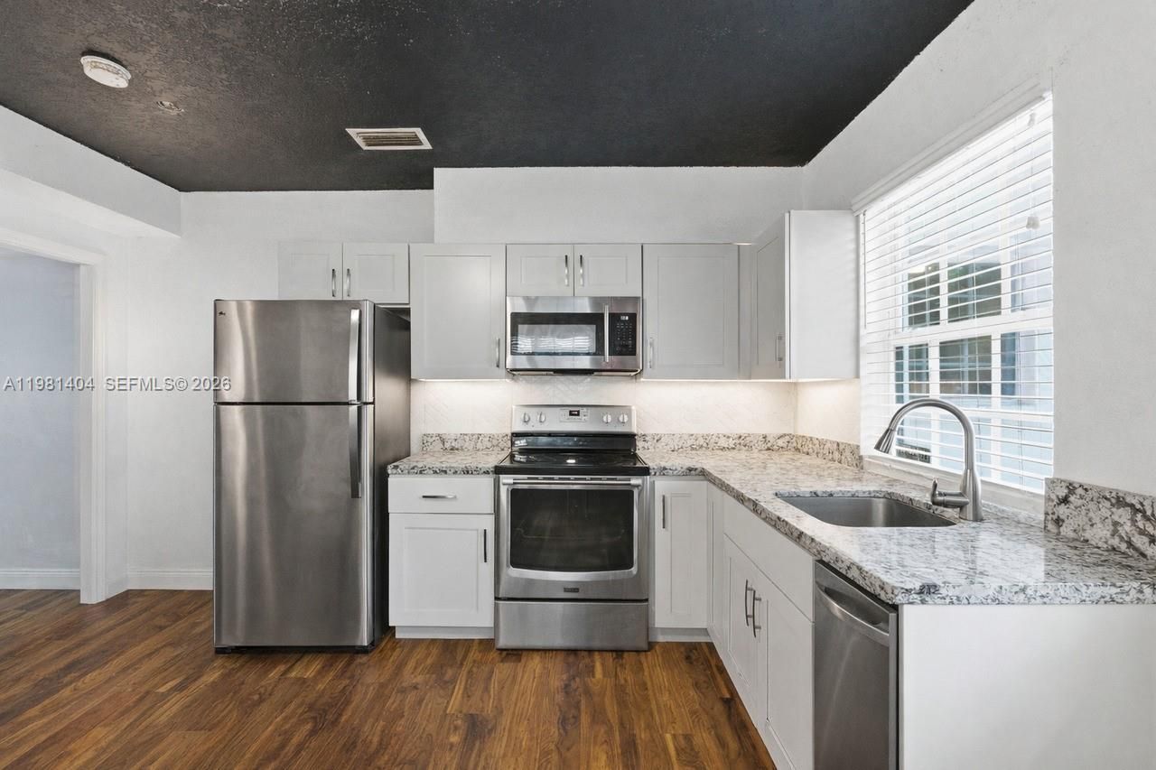 7870 SW 98th St, Miami, FL 33156 Photo