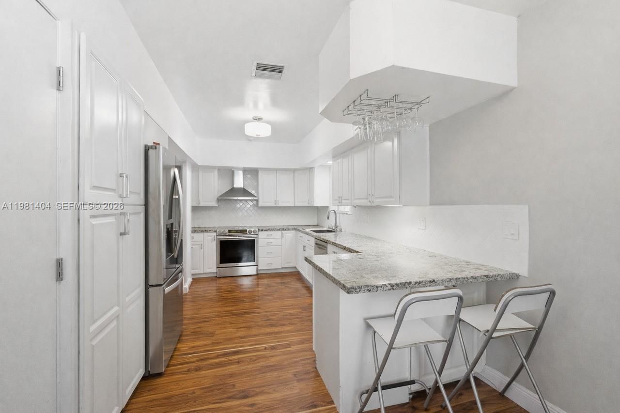 7870 SW 98th St, Miami, FL 33156 Photo