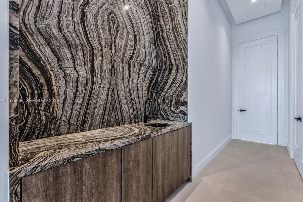 17901 Collins Ave , Unit PH-01, Sunny Isles Beach, FL 33160 Photo