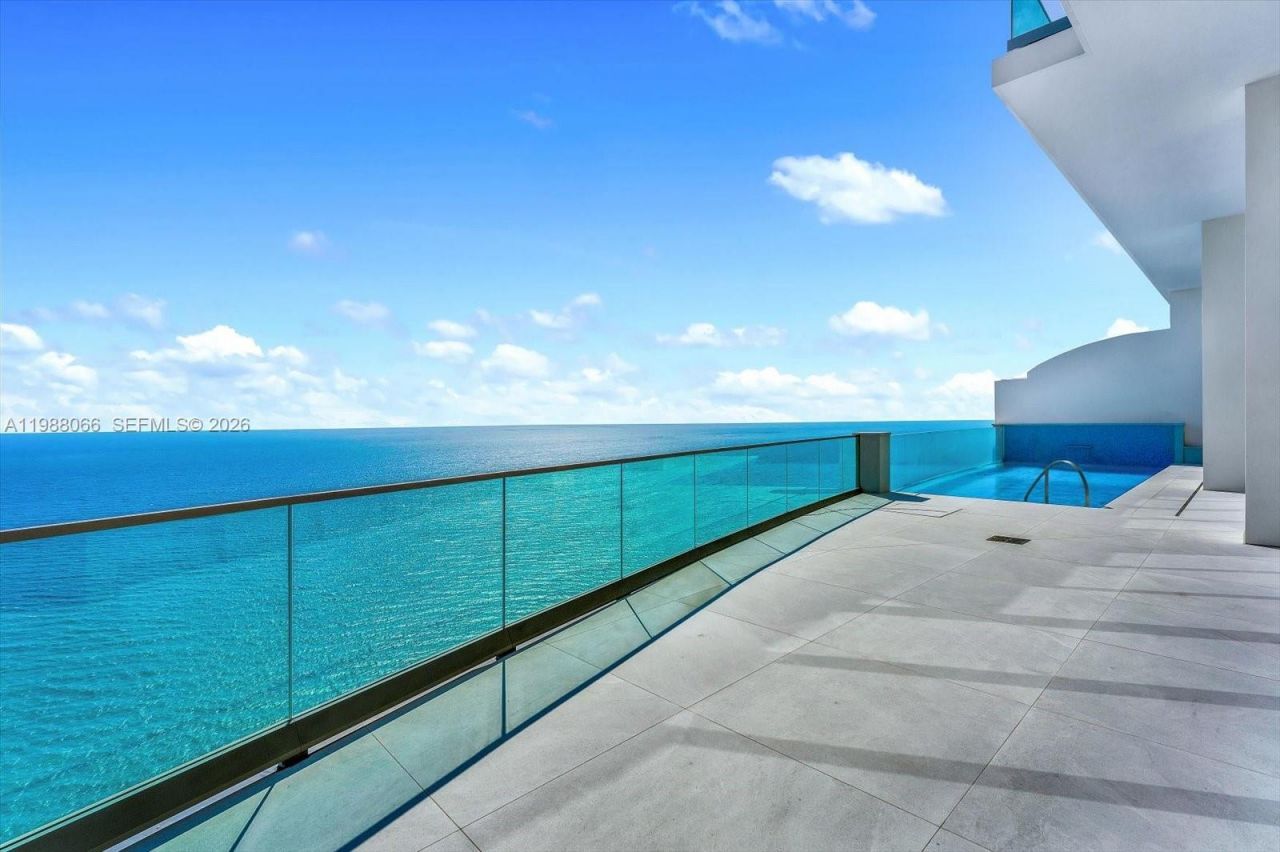 17901 Collins Ave , Unit PH-01, Sunny Isles Beach, FL 33160 Photo