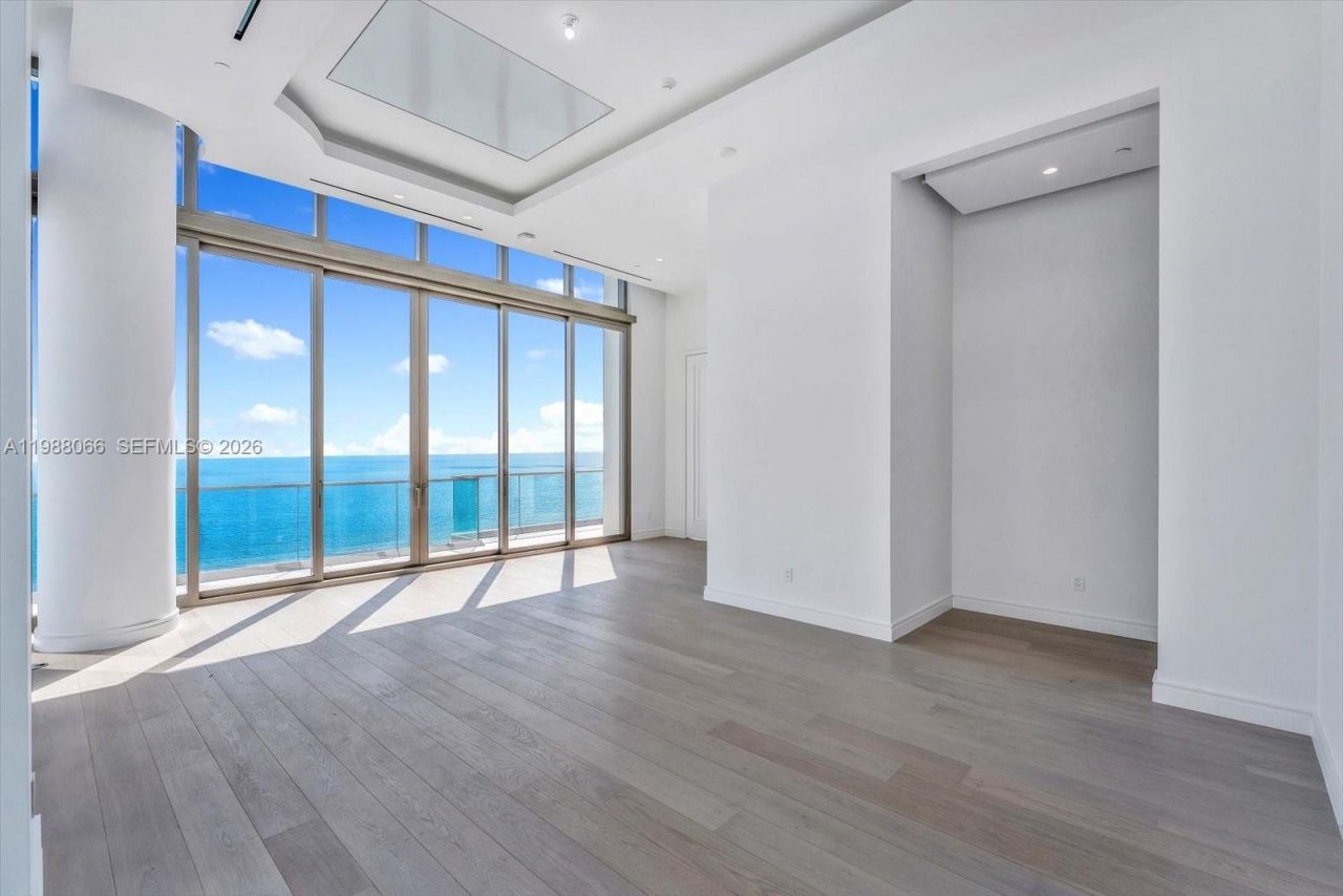 17901 Collins Ave , Unit PH-01, Sunny Isles Beach, FL 33160 Photo