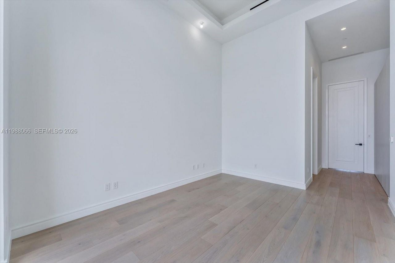 17901 Collins Ave , Unit PH-01, Sunny Isles Beach, FL 33160 Photo