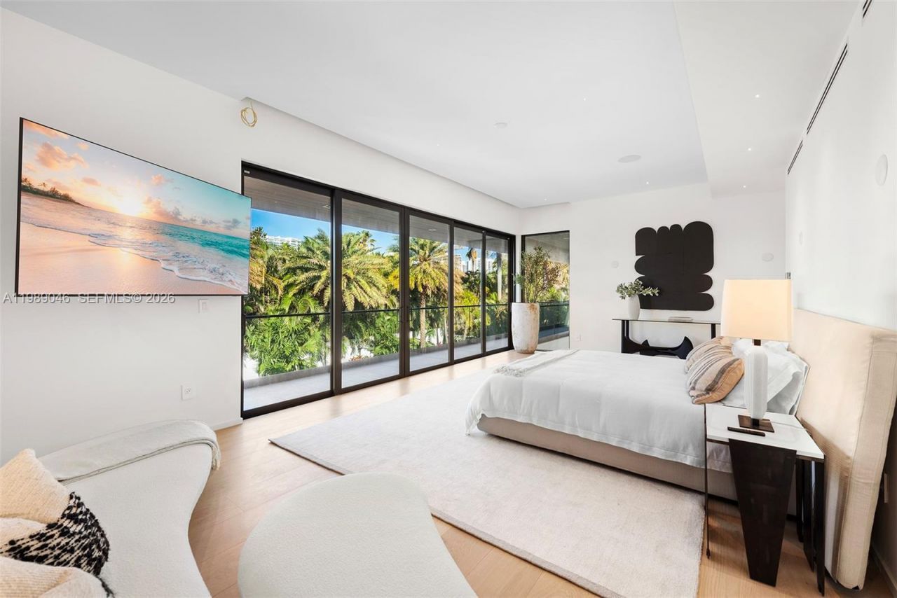 128 Ocean Blvd , Golden Beach, FL 33160 Photo