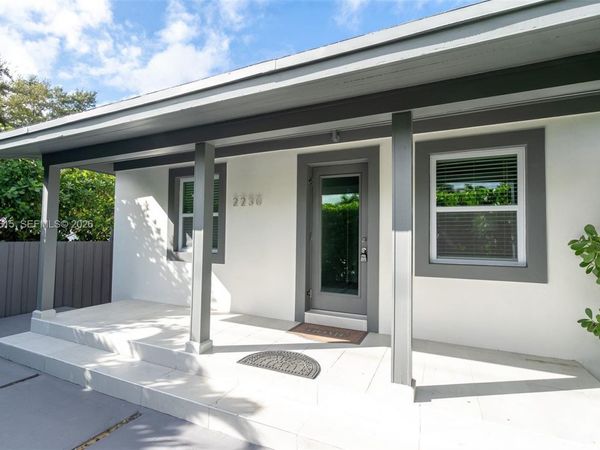 2230 SW 60th Ct , Miami, FL 33155