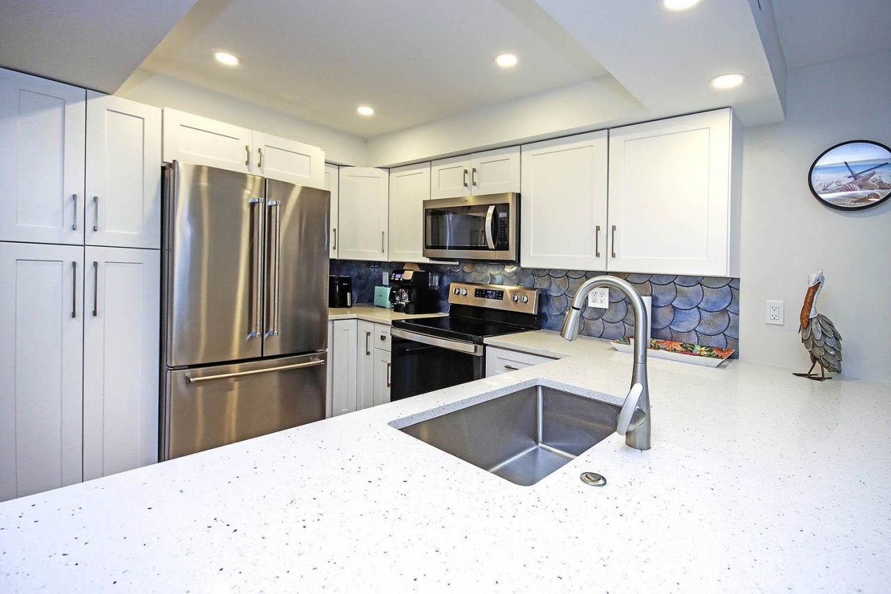 1246 Fulgur St, Unit 202, Sanibel, FL 33957 Photo