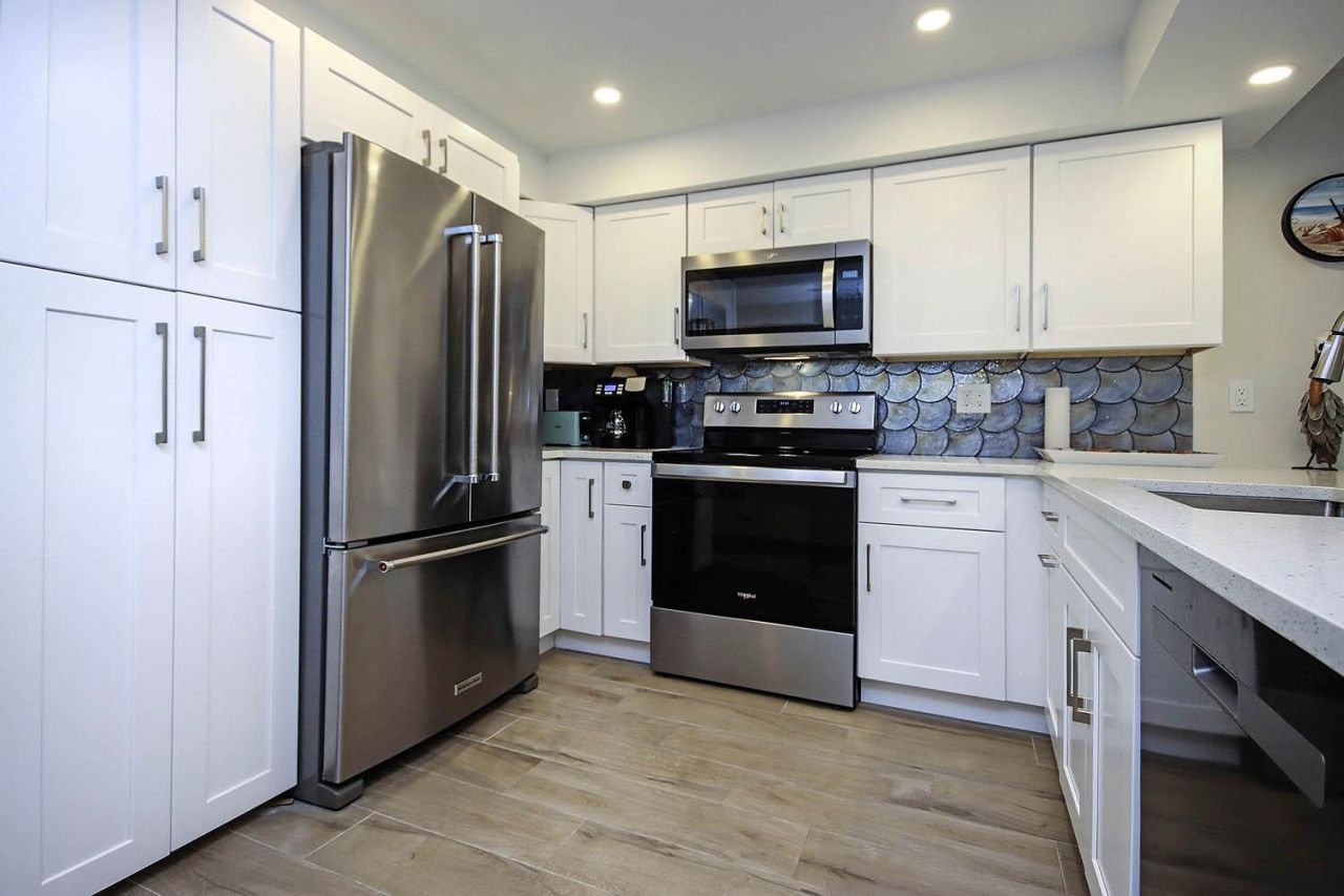 1246 Fulgur St, Unit 202, Sanibel, FL 33957 Photo