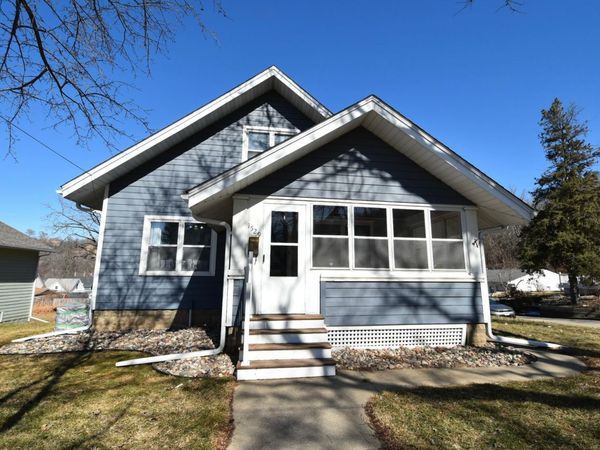 1529 East Avenue, Red Wing, MN 55066