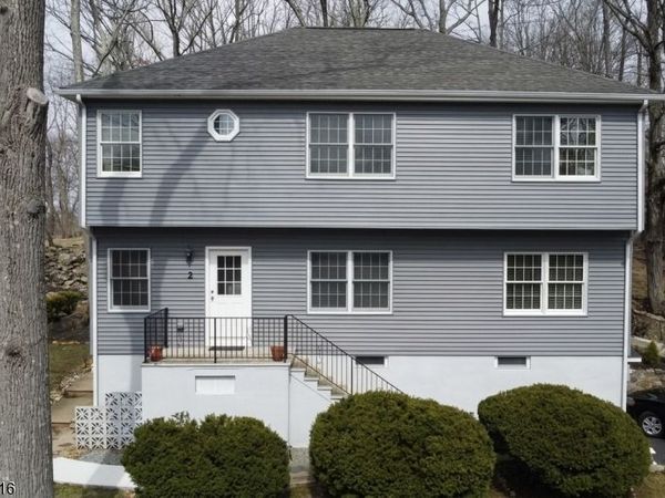 2 Lilac Rd, Jefferson, NJ 07849