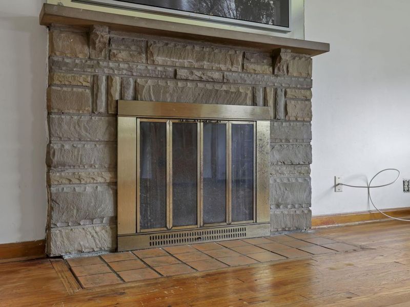 96 S Powell Avenue , Columbus, OH 43204 Photo 10