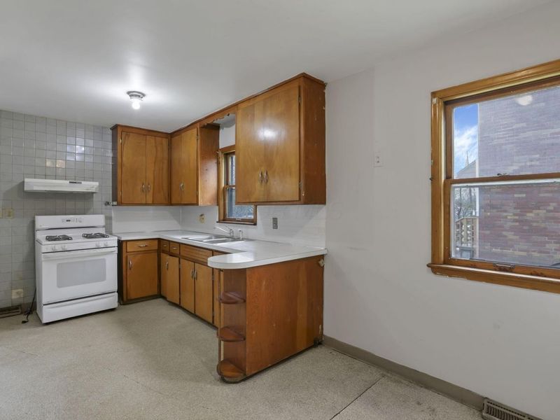 96 S Powell Avenue , Columbus, OH 43204 Photo 22