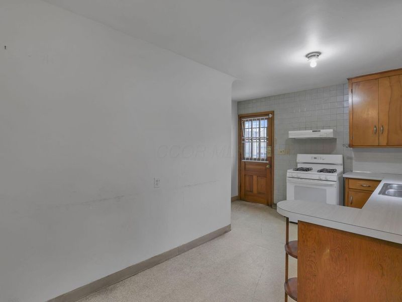 96 S Powell Avenue , Columbus, OH 43204 Photo 23