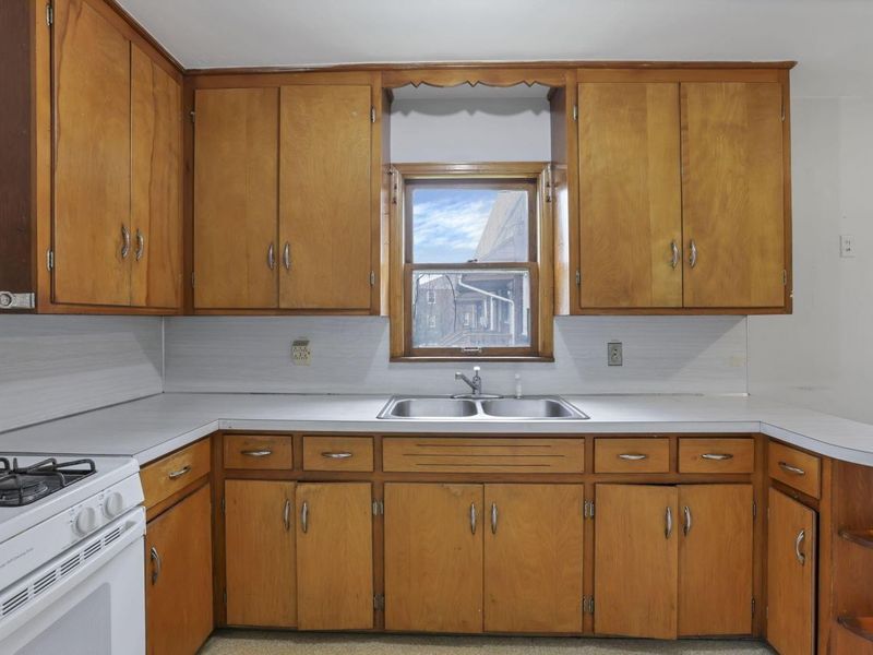 96 S Powell Avenue , Columbus, OH 43204 Photo 26