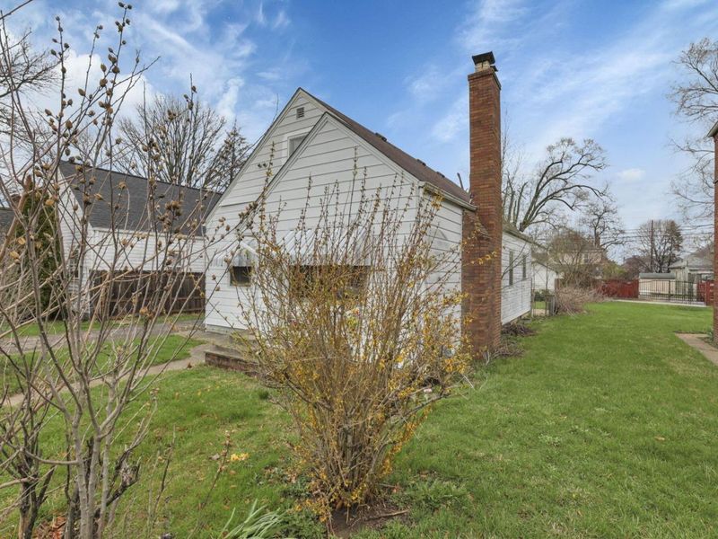 96 S Powell Avenue , Columbus, OH 43204 Photo 6