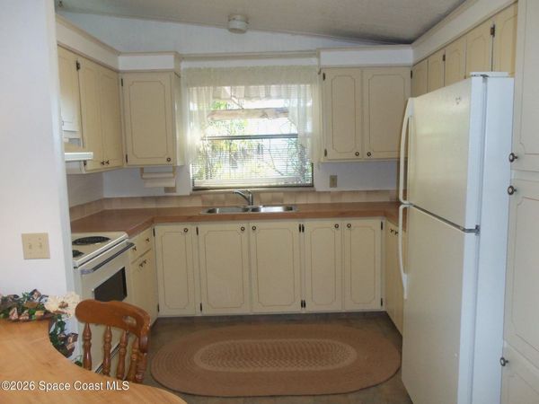 559 Marlin Circle , Barefoot Bay, FL 32976