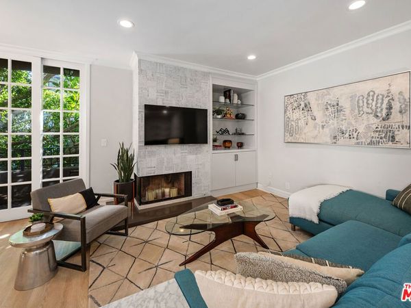 412 Arnaz Drive, Unit 7, Los Angeles, CA 90048