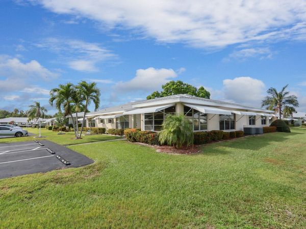 404 Sandpiper Drive, Unit D, Fort Pierce, FL 34982