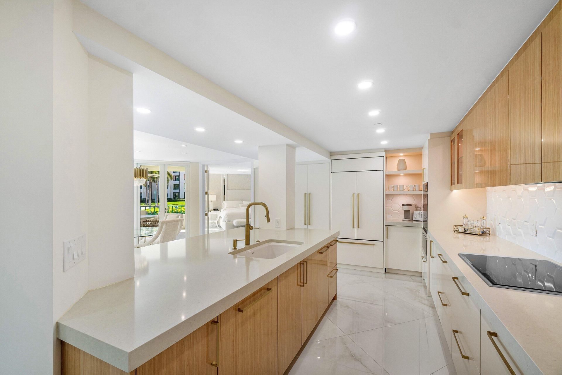 100 SE 5th Avenue, Unit 103, Boca Raton, FL 33432 Photo