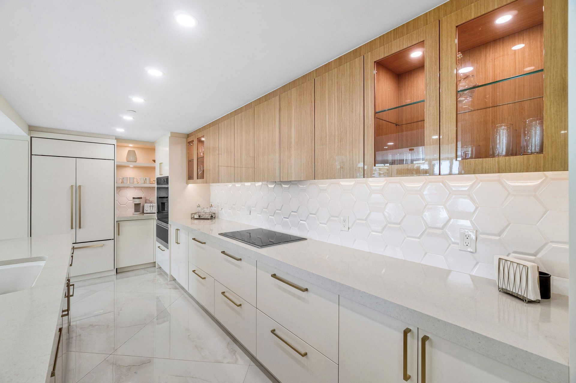 100 SE 5th Avenue, Unit 103, Boca Raton, FL 33432 Photo