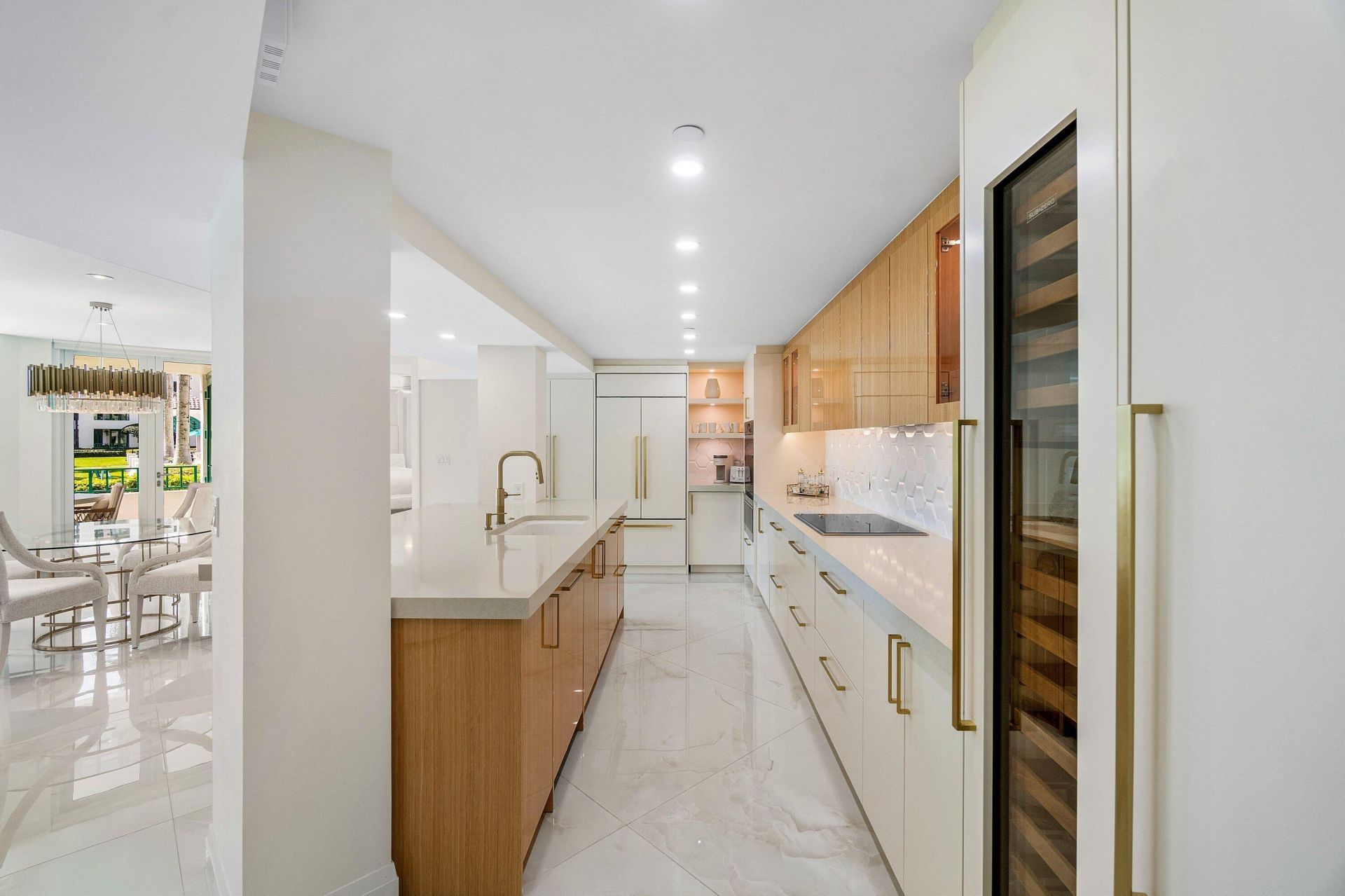 100 SE 5th Avenue, Unit 103, Boca Raton, FL 33432 Photo