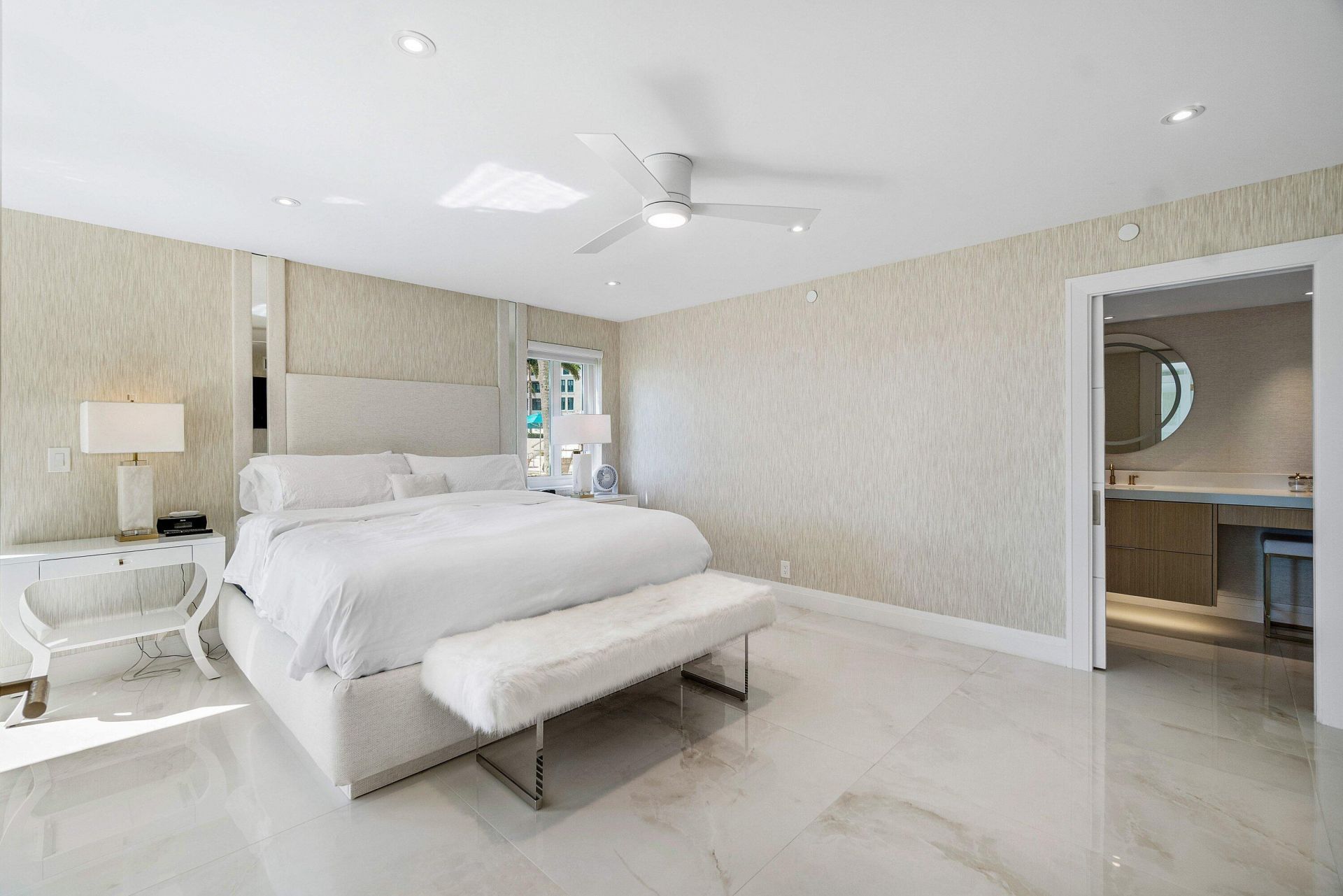 100 SE 5th Avenue, Unit 103, Boca Raton, FL 33432 Photo