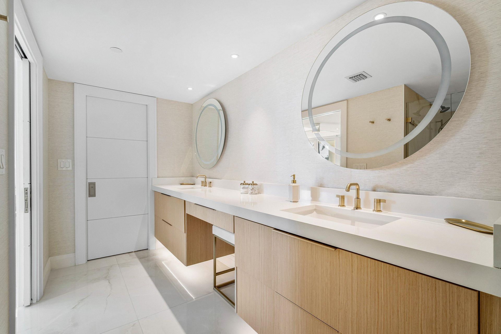 100 SE 5th Avenue, Unit 103, Boca Raton, FL 33432 Photo