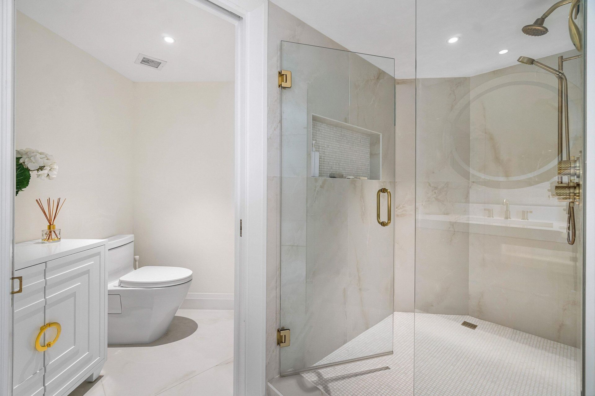 100 SE 5th Avenue, Unit 103, Boca Raton, FL 33432 Photo