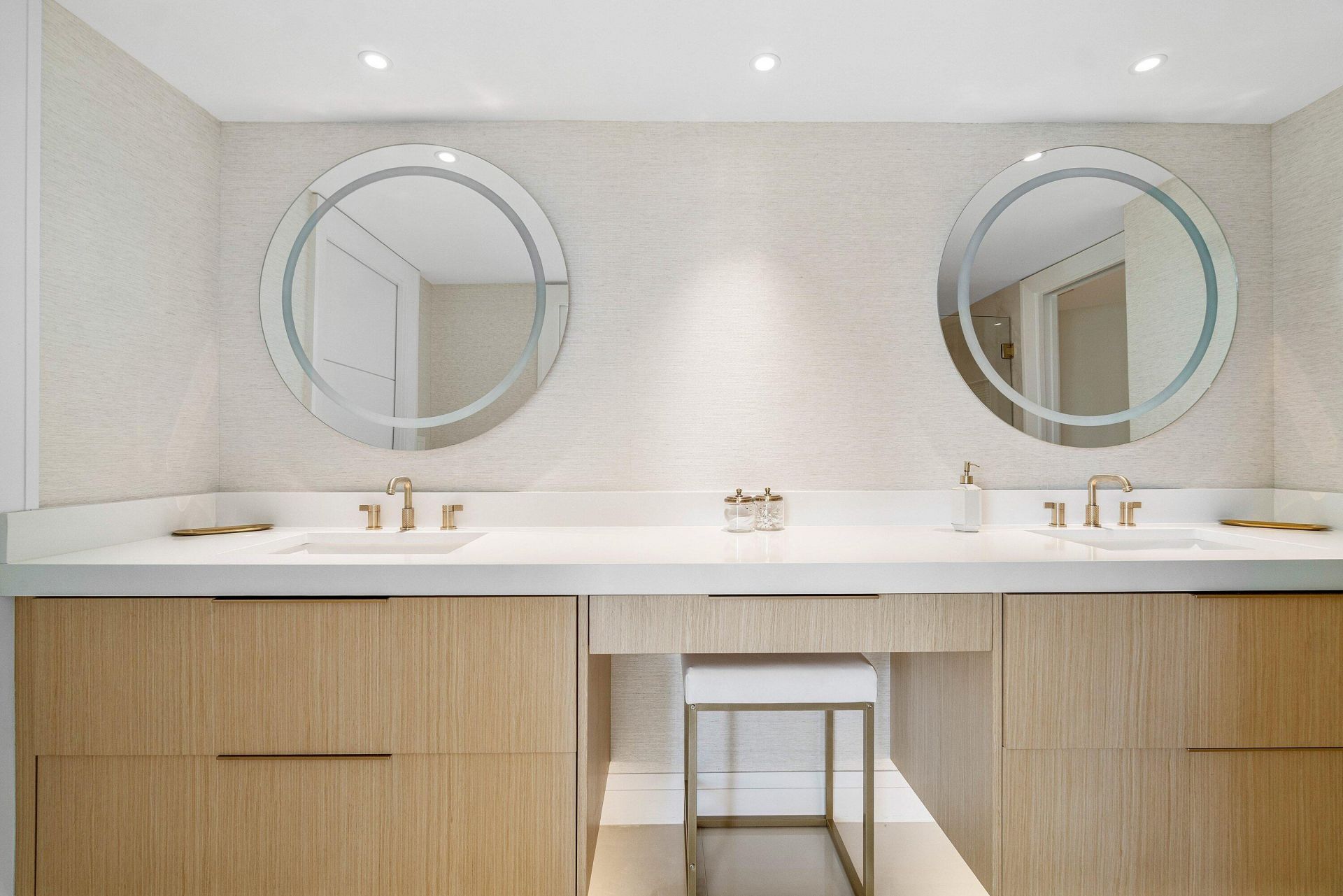 100 SE 5th Avenue, Unit 103, Boca Raton, FL 33432 Photo