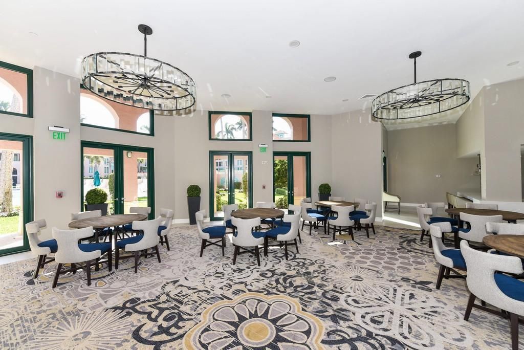 100 SE 5th Avenue, Unit 103, Boca Raton, FL 33432 Photo