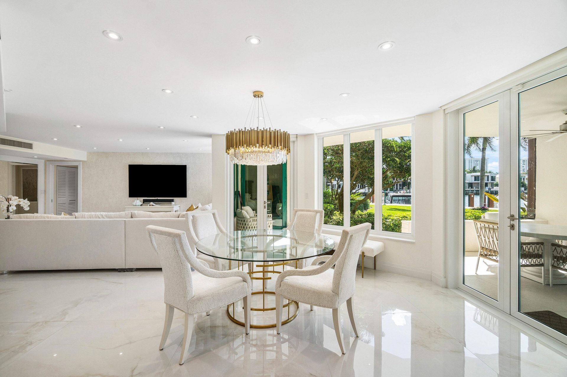 100 SE 5th Avenue, Unit 103, Boca Raton, FL 33432 Photo