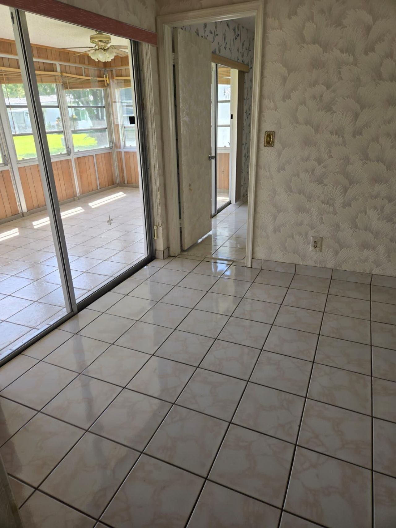 1050 NW 90th Way, Plantation, FL 33322 Photo