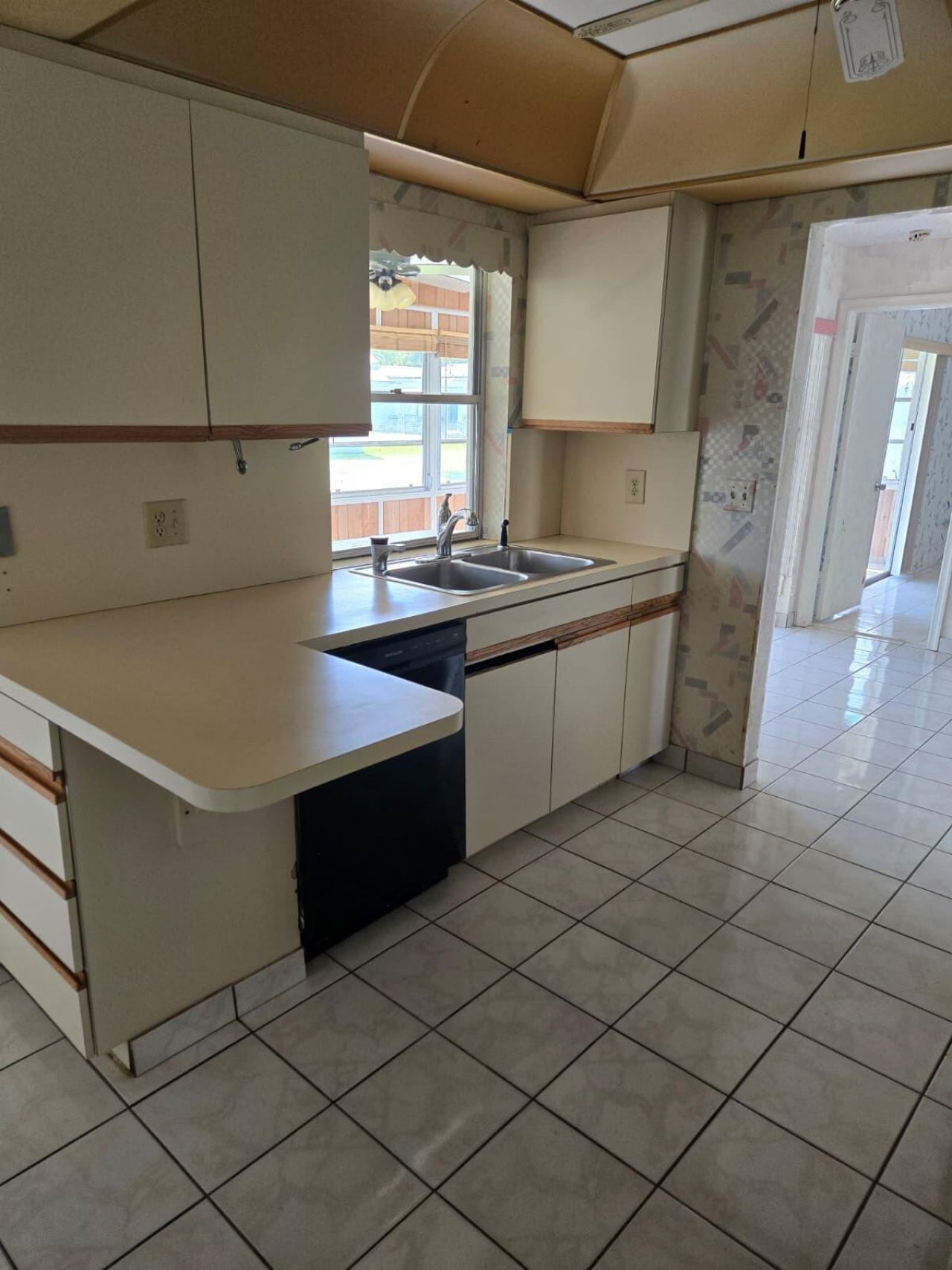 1050 NW 90th Way, Plantation, FL 33322 Photo