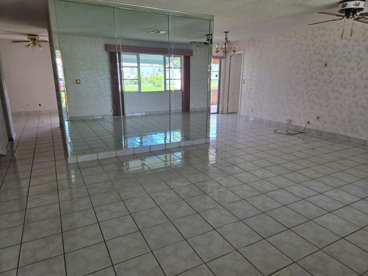 1050 NW 90th Way, Plantation, FL 33322 Photo