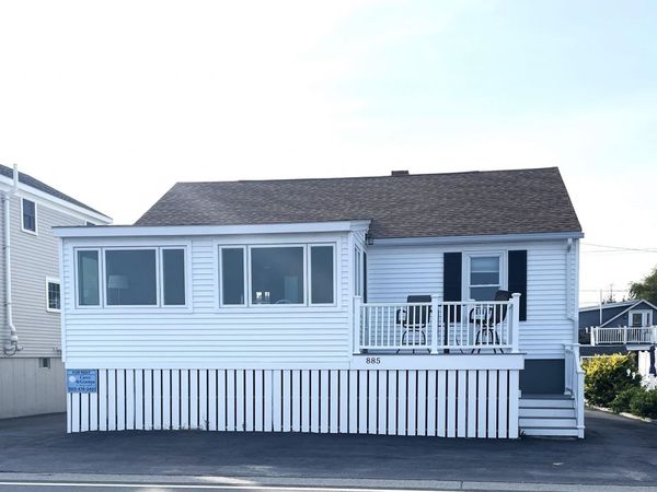 885 Ocean Boulevard, Hampton, NH 03842