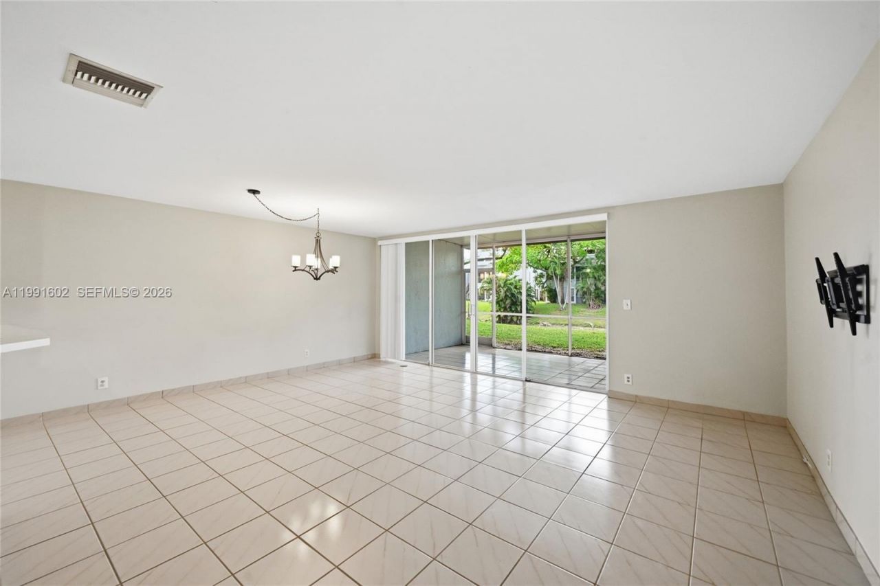 6215 Old Court Rd, Unit 505, Boca Raton, FL 33433 Photo