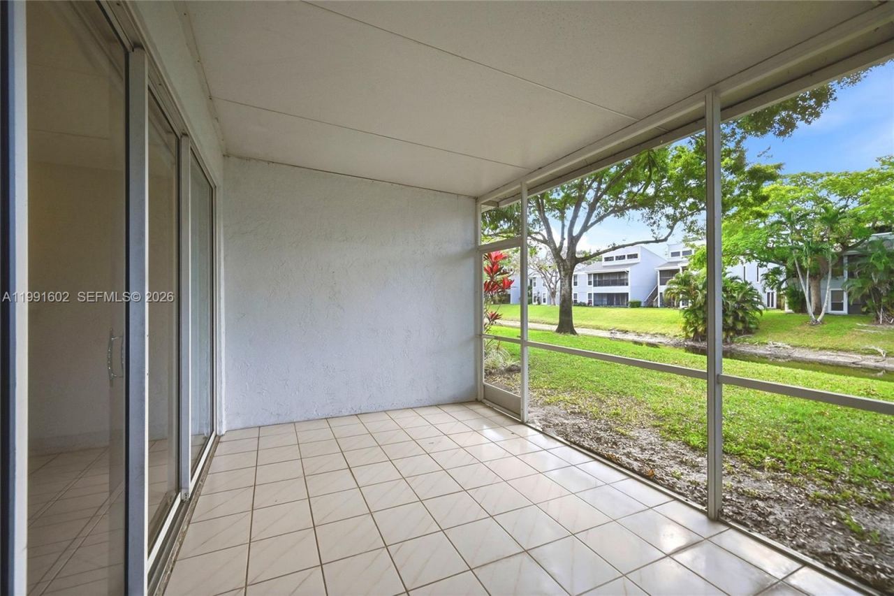 6215 Old Court Rd, Unit 505, Boca Raton, FL 33433 Photo