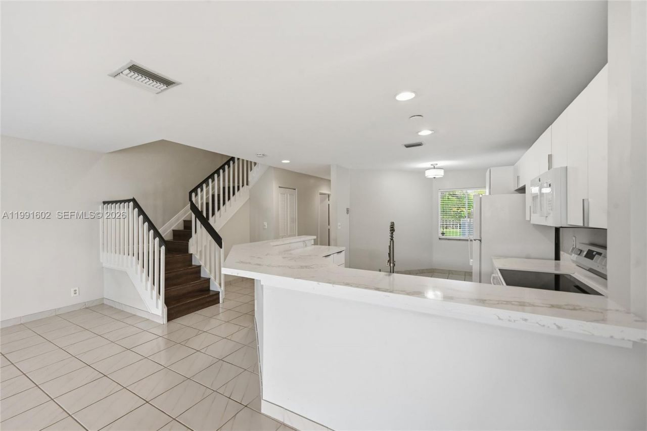 6215 Old Court Rd, Unit 505, Boca Raton, FL 33433 Photo