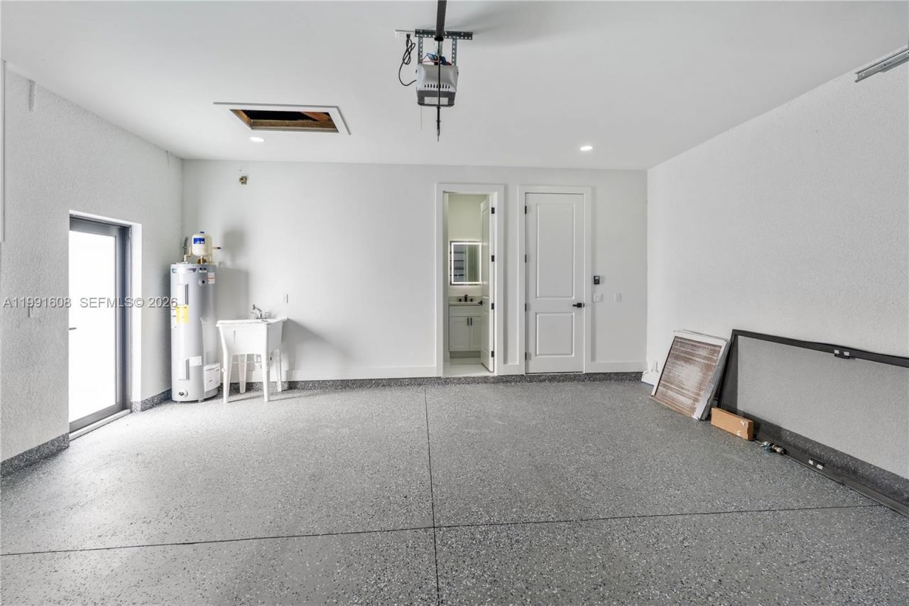 1113 Enrique St E, Lehigh Acres, FL 33974 Photo