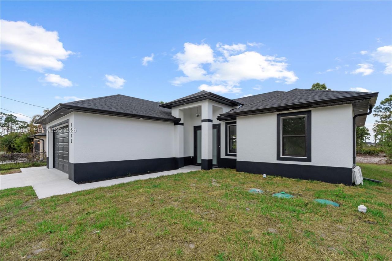 1113 Enrique St E, Lehigh Acres, FL 33974 Photo