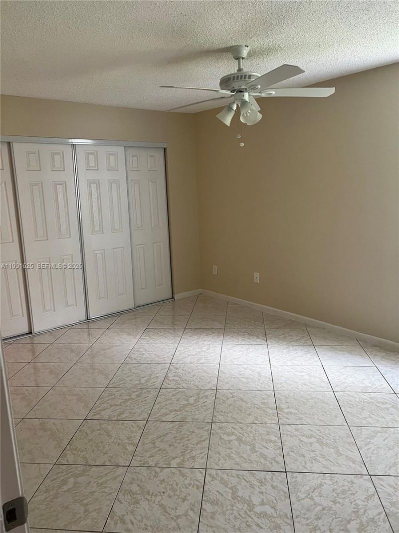 802 Constitution Dr, Unit 802B, Homestead, FL 33034 Photo