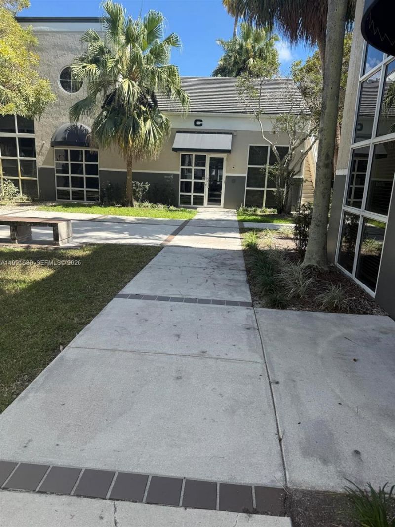 13200 SW 128th St , Unit D4, Miami, FL 33186 Photo