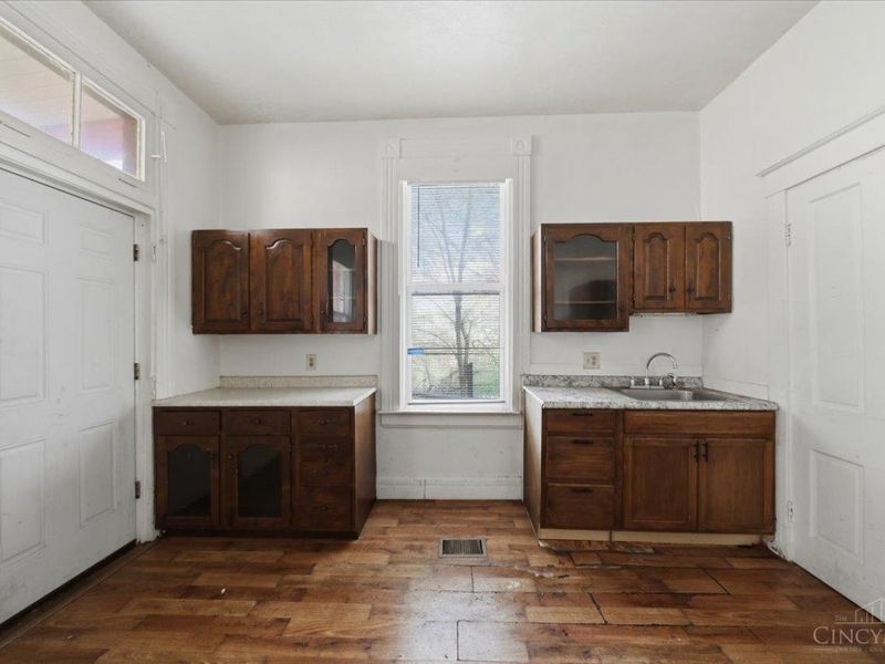 1044 Rosemont Avenue, Cincinnati, OH 45205 Photo 28