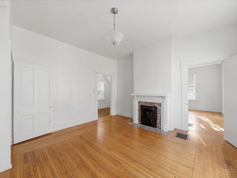 1044 Rosemont Avenue, Cincinnati, OH 45205 Photo 32