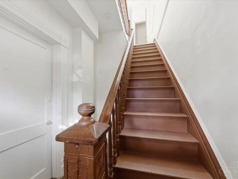 1044 Rosemont Avenue, Cincinnati, OH 45205 Photo 6