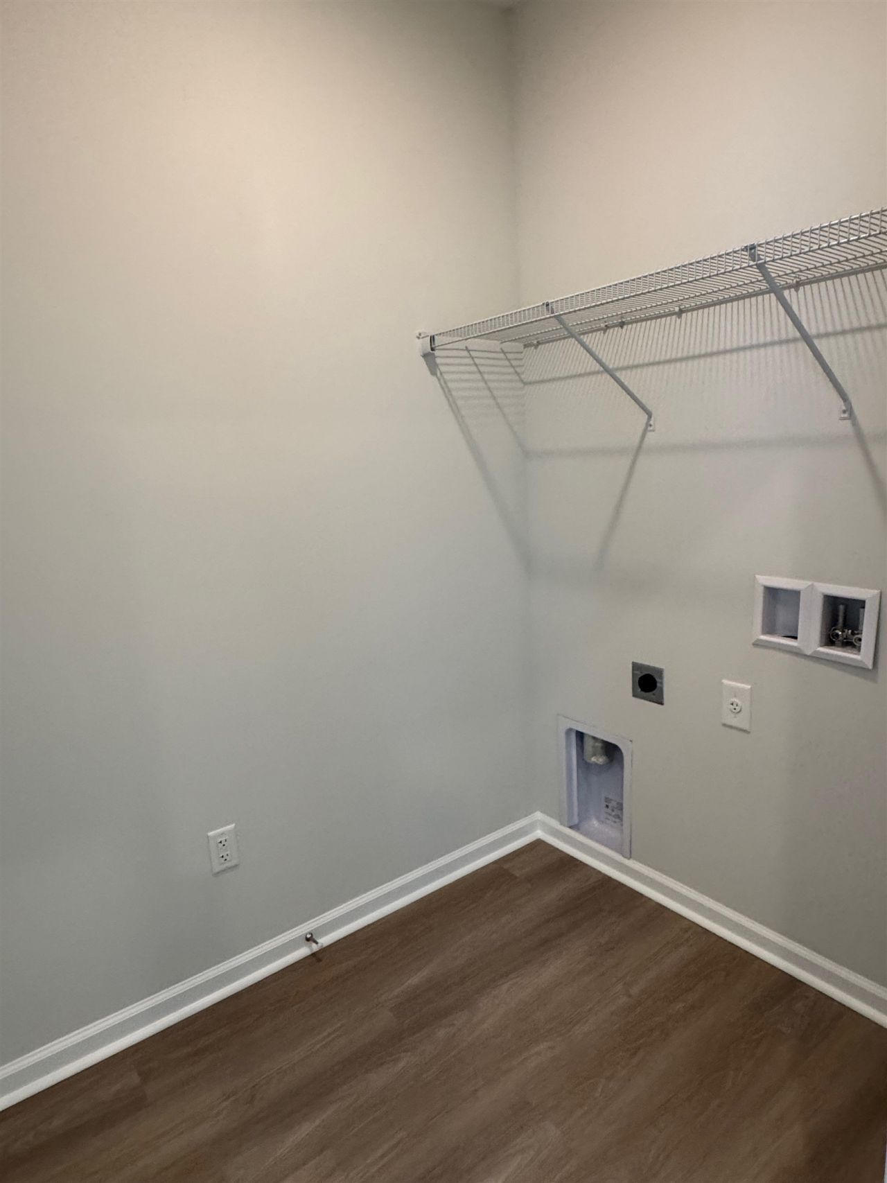 704 Fair Weather Dr Photo 16