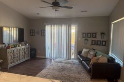 1613 Stuart Square Circle photo 4