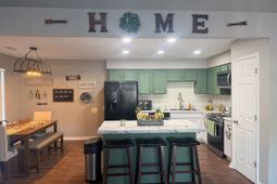 1613 Stuart Square Circle photo 4