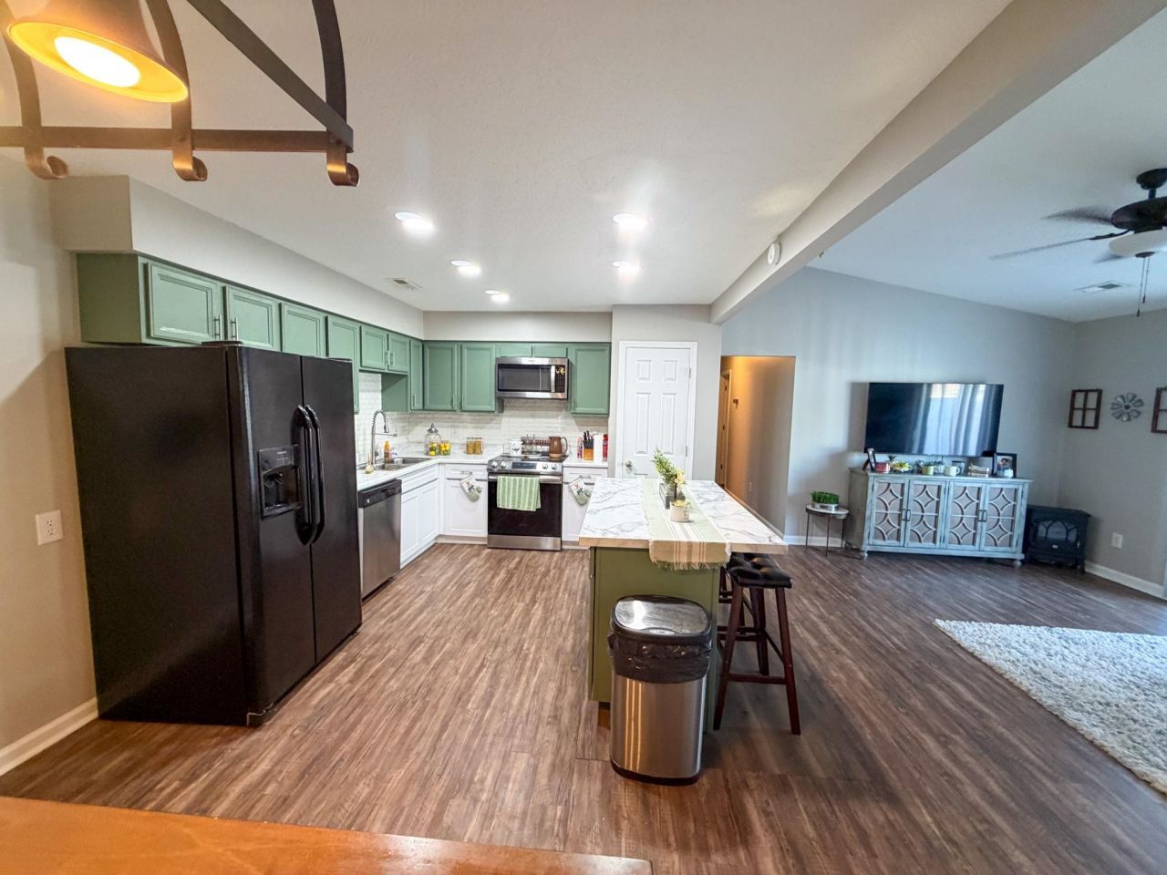 1613 Stuart Square Circle Photo 9