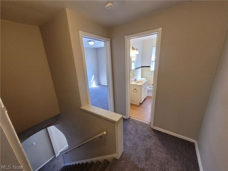 255 E 250th Street, Euclid, OH 44132 Photo 11