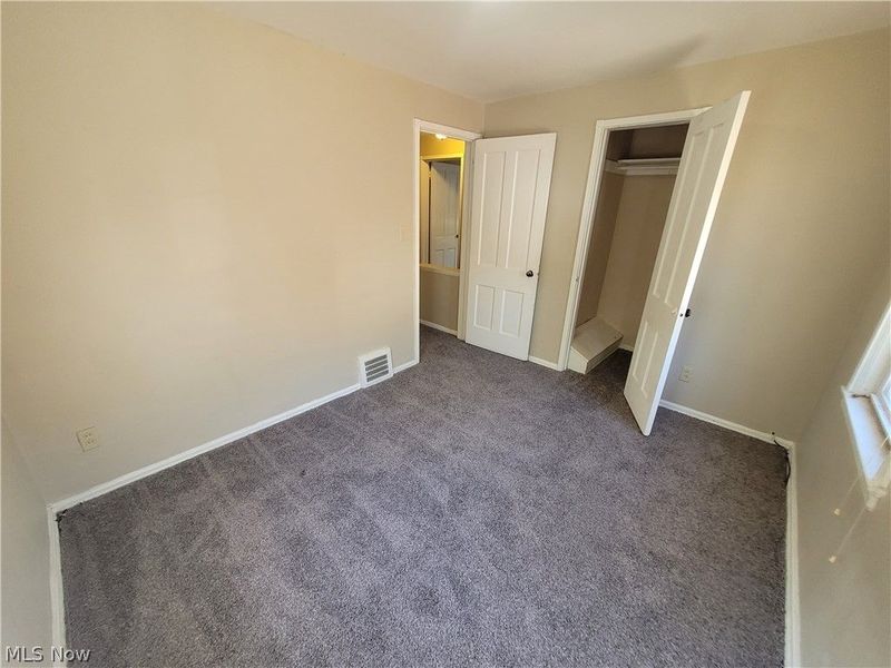 255 E 250th Street, Euclid, OH 44132 Photo 13